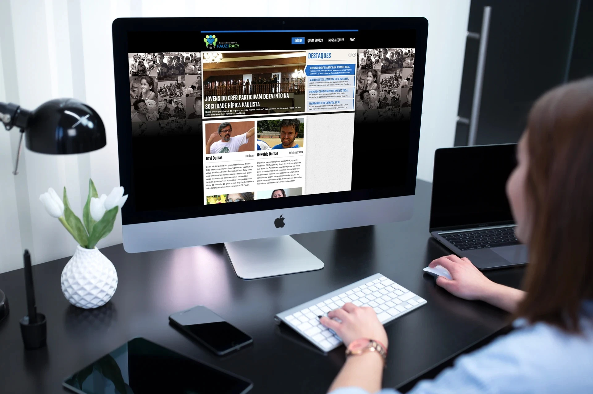 Centro Recreativo Fauzi Racy’s website displayed on a desktop monitor.